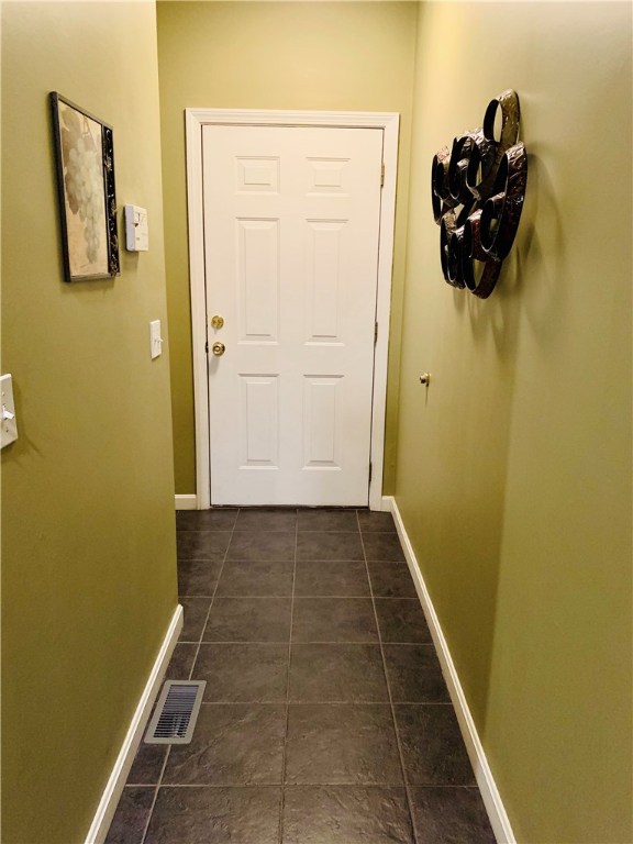 165 Angell Road Cumberland, RI 02864 - Photo 4 of 36