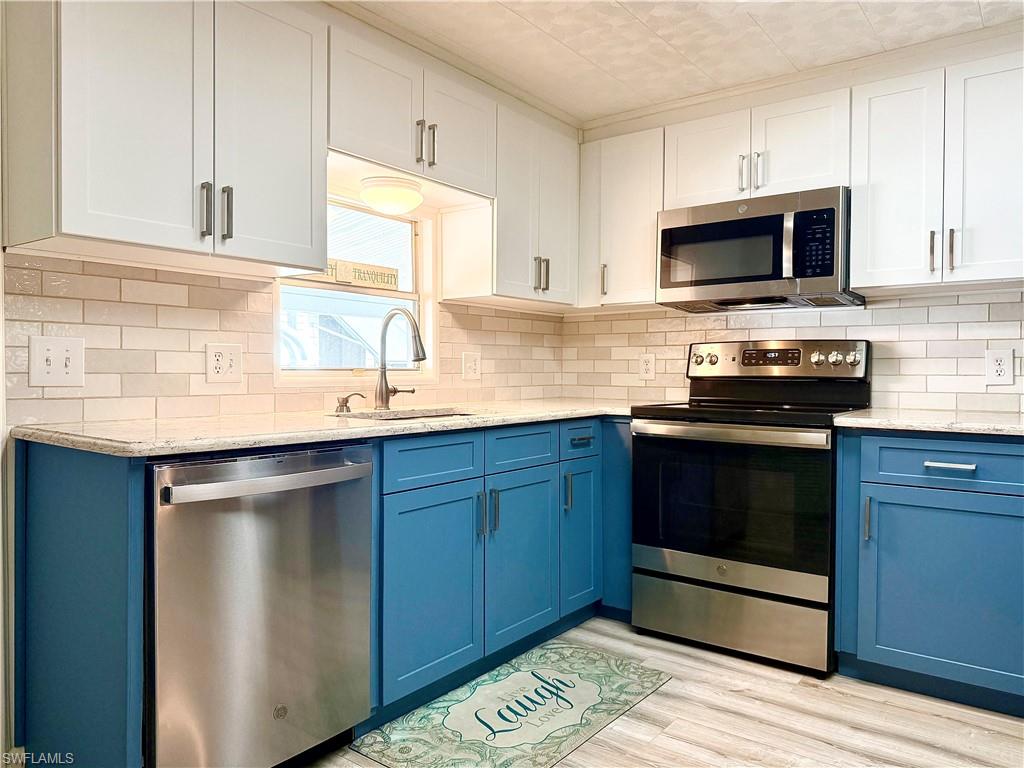 22 Turquoise Avenue, Unit 22T Naples, FL 34114 - Photo 11 of 50