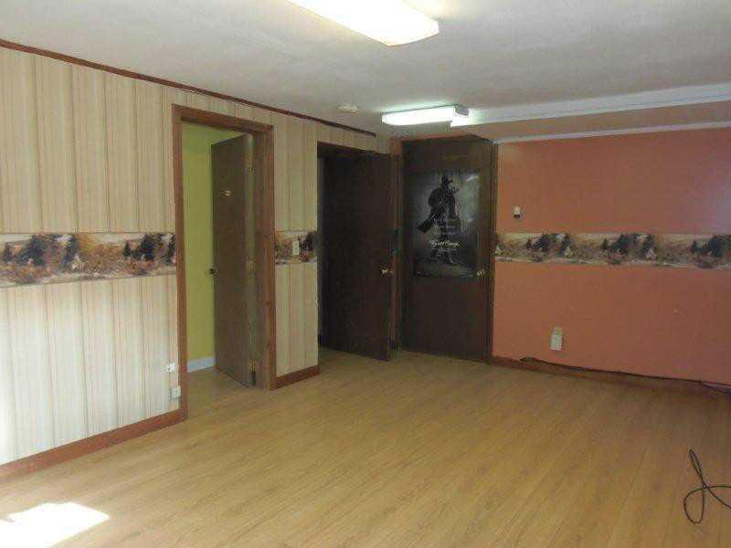 18 Booker Avenue Waterville, ME 04901 - Photo 17 of 26 Den/Family/Great Room.