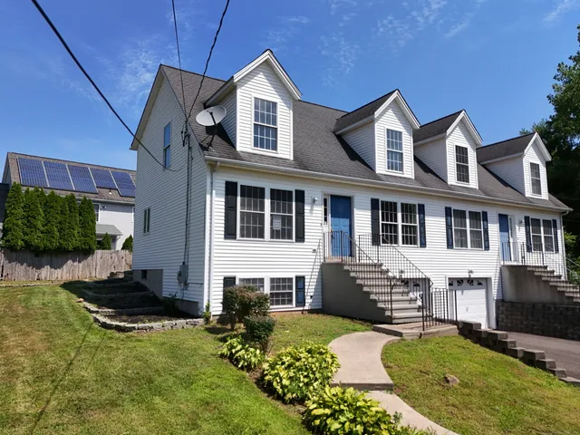 $269,900 | 45 Hart Street, Unit A, Southington, CT 06489