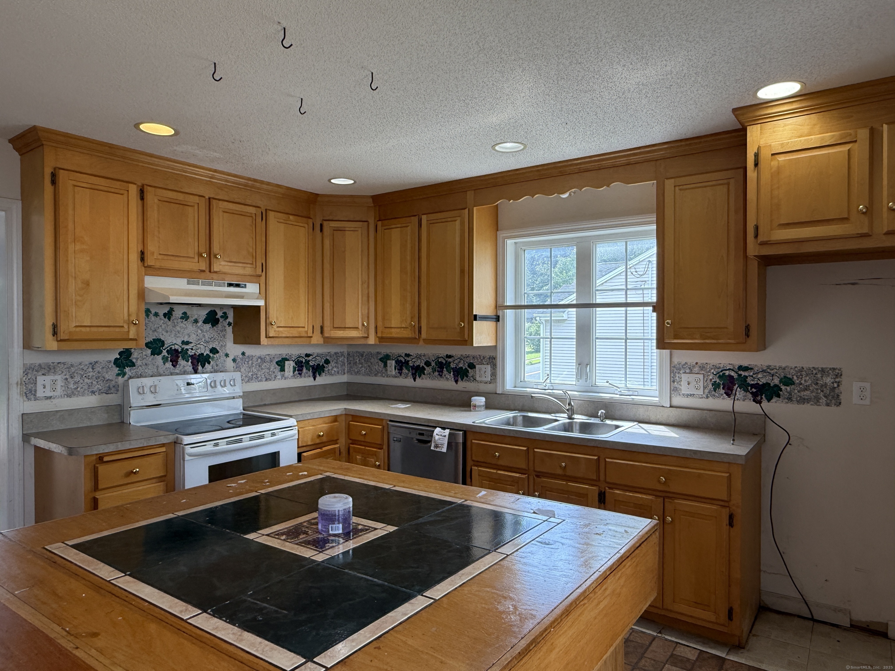 45 Hart Street, Unit A Southington, CT 06489 - Photo 12 of 25