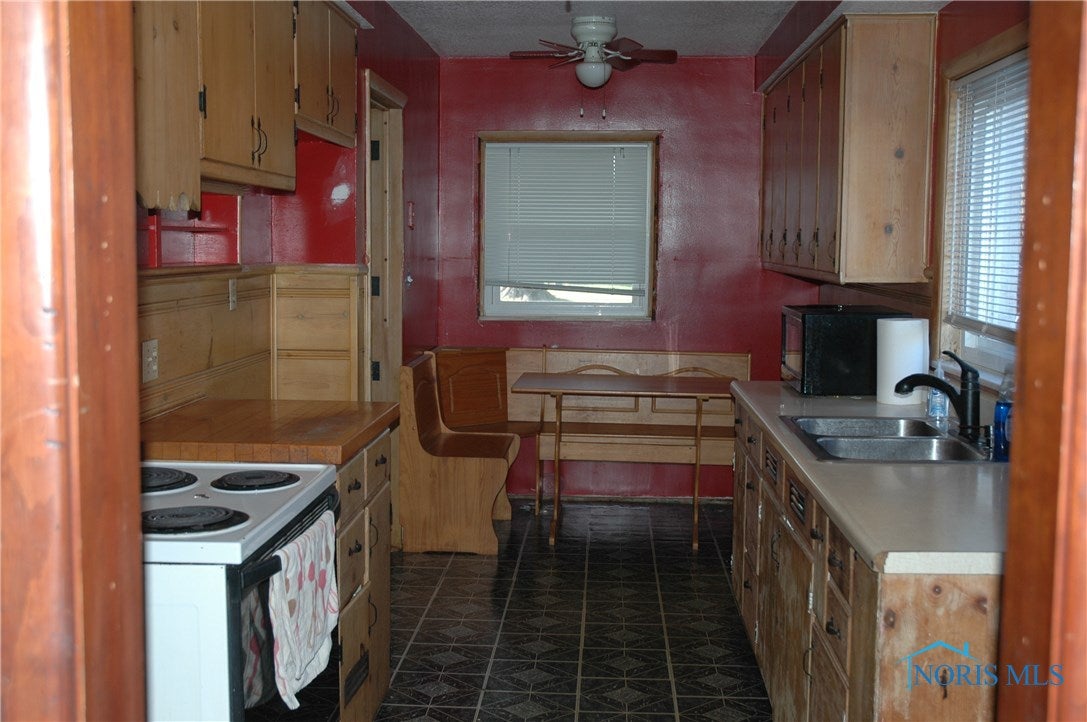 1033 Schmidlin Road Oregon, OH 43616 - Photo 6 of 27 Gallery Image 6