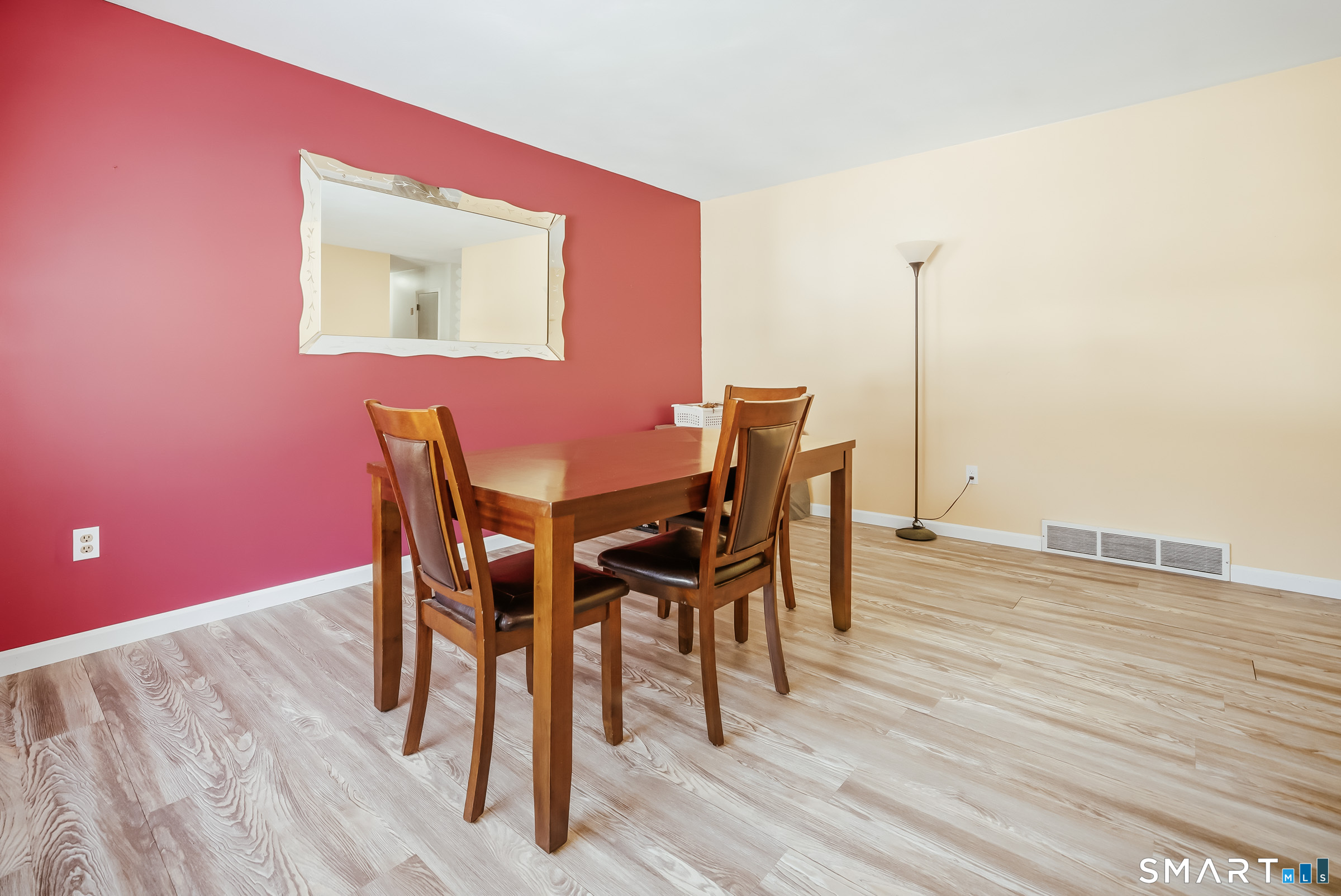 36 Maxine Road Plainville, CT 06062 - Photo 12 of 38