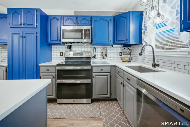 $349,900 | 36 Maxine Road, Plainville, CT 06062