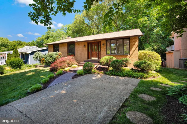 $490,000 | 446 Kingwood Road, Linthicum Heights, MD 21090