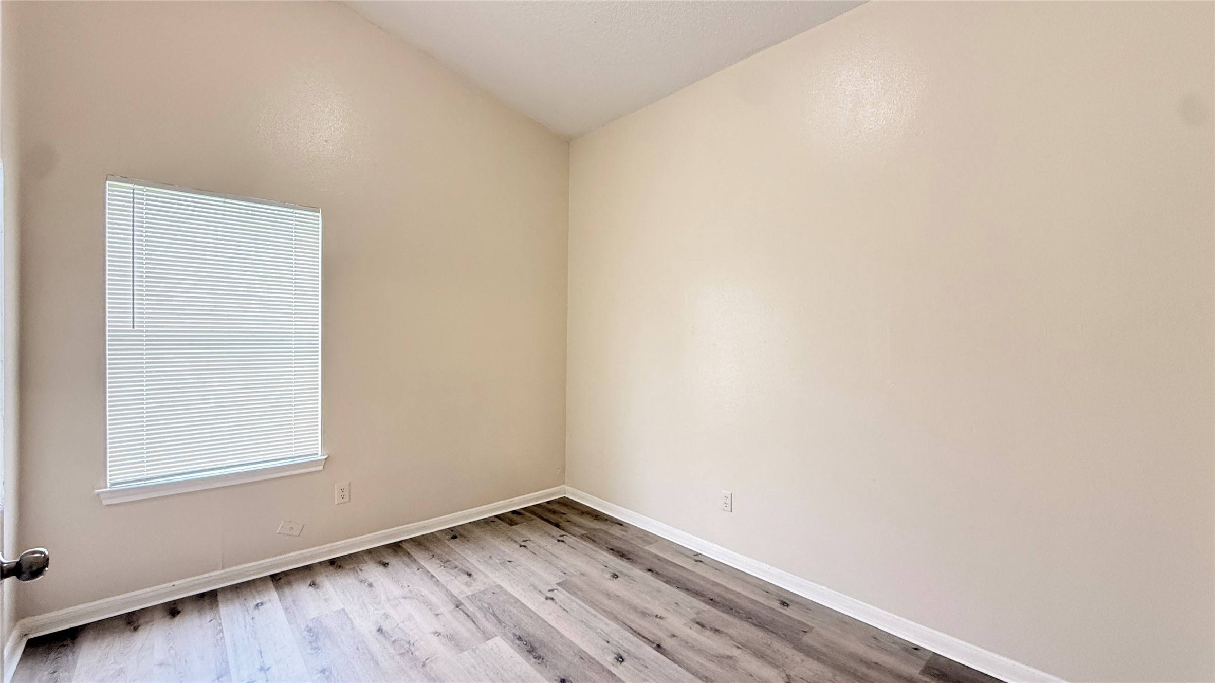 15821 Ridgecroft Road Houston, TX 77053 - Photo 12 of 16