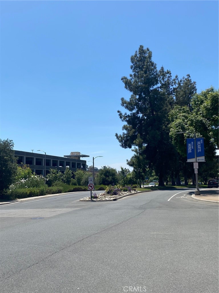 220 West Big Springs Road Riverside, CA 92507 - Photo 28 of 39 a view of street with a houses