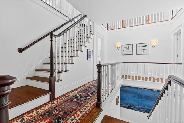 a view of entryway with a front door