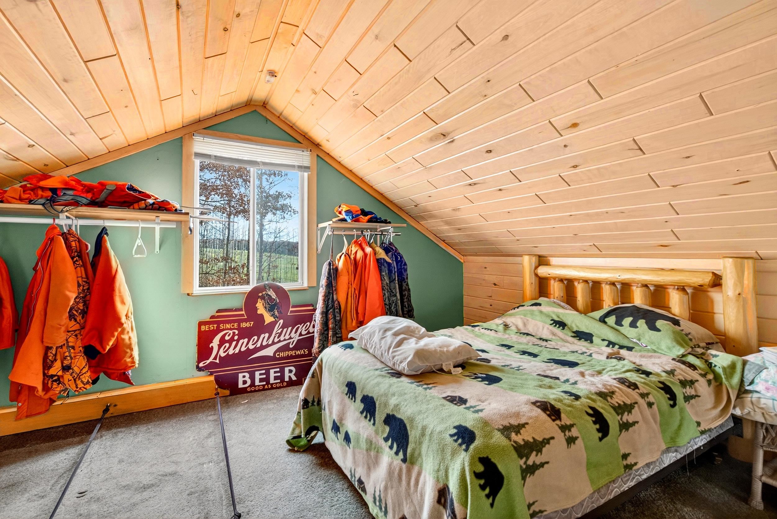 W9499 West 28th Road Crivitz, WI 54114 - Photo 23 of 35