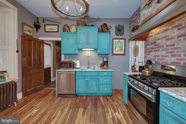 $499,000 | 705 Woodlane Road, Beverly, NJ 08010