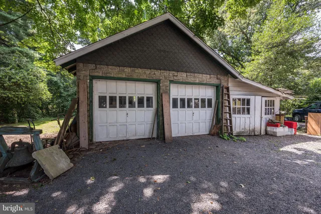 $499,000 | 705 Woodlane Road, Beverly, NJ 08010