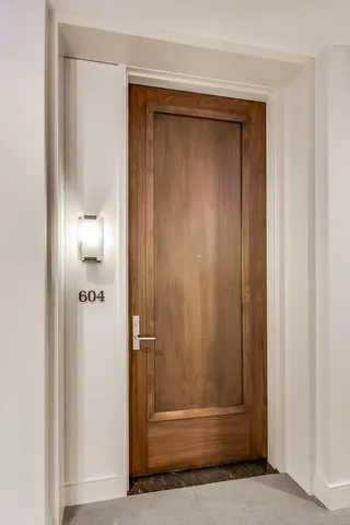 $1,800,000 | 1550 North Clark Street, Unit 604, Chicago, IL 60610