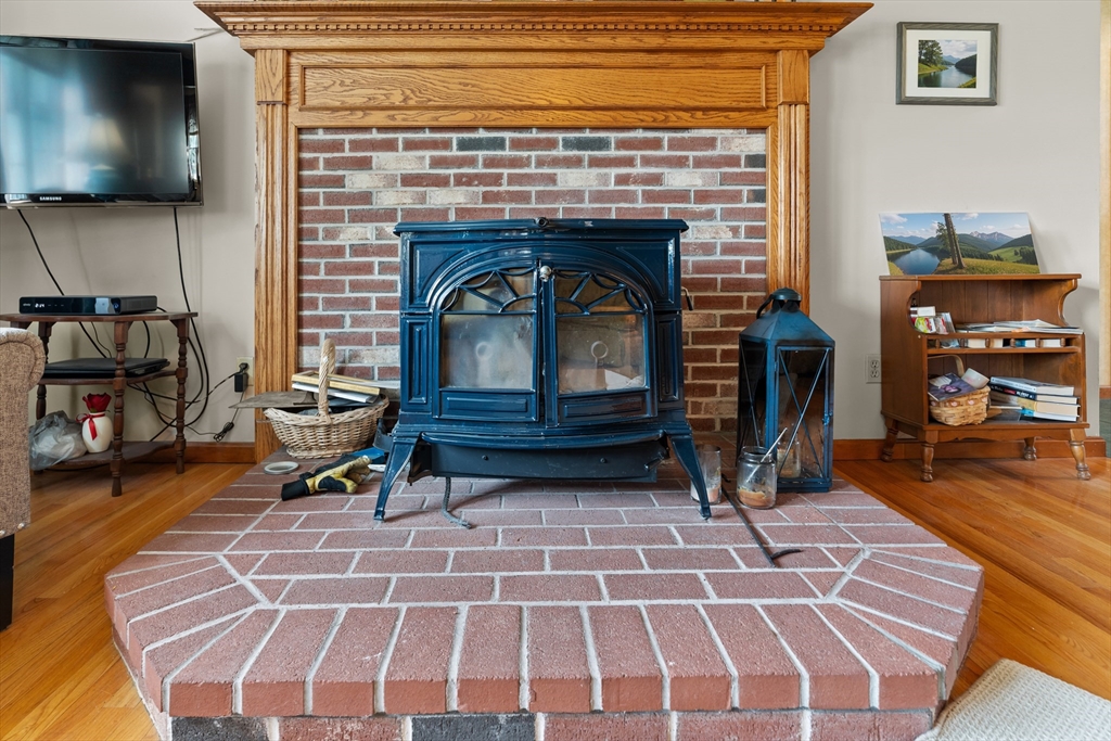 36 High Street Assonet, MA 02702 - Photo 12 of 42