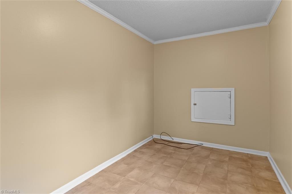 257 Logan Court King, NC 27021 - Photo 14 of 29