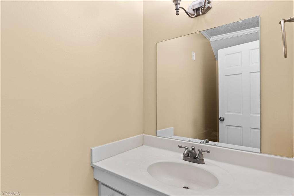 257 Logan Court King, NC 27021 - Photo 16 of 29