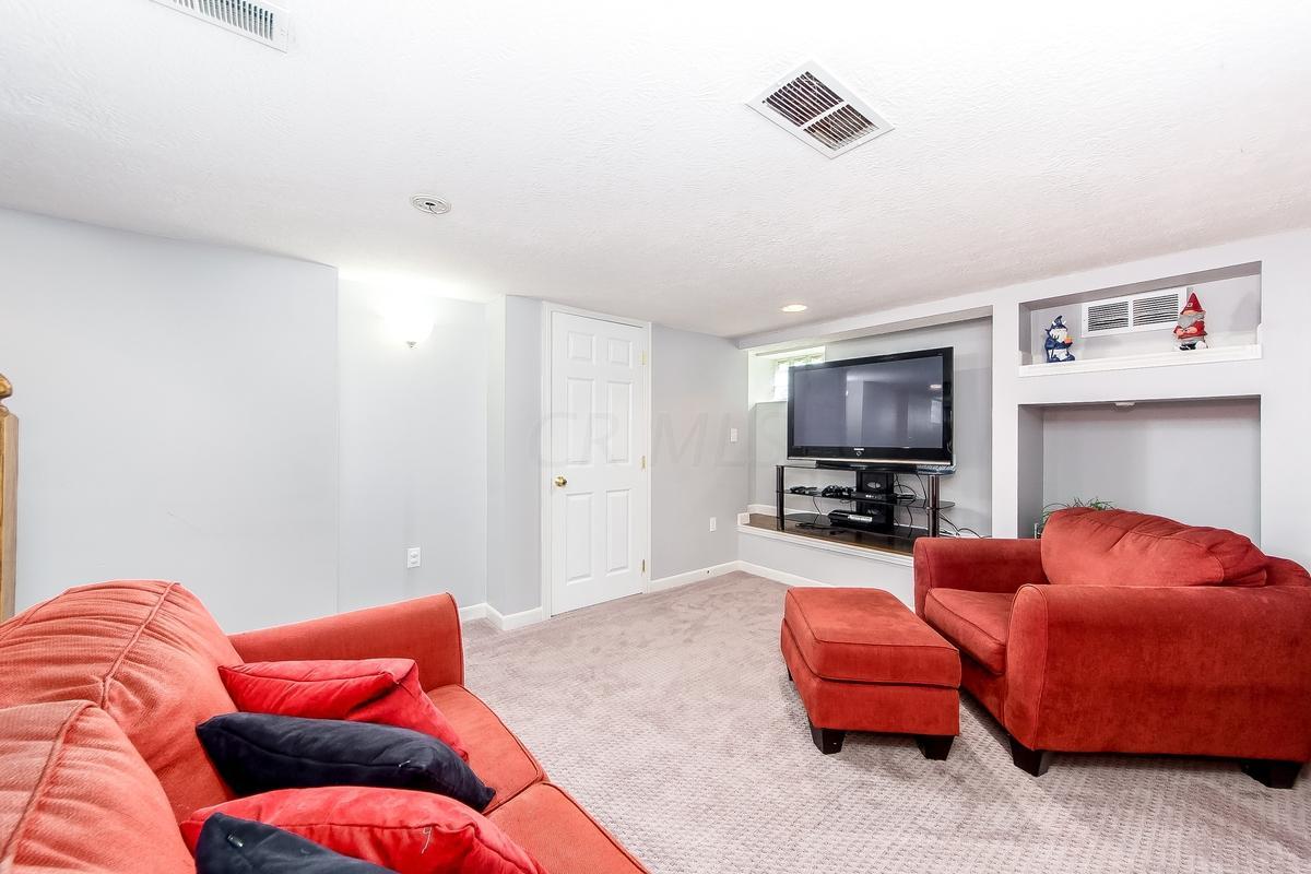 2049 Jervis Road Upper Arlington, OH 43221 - Photo 23 of 29