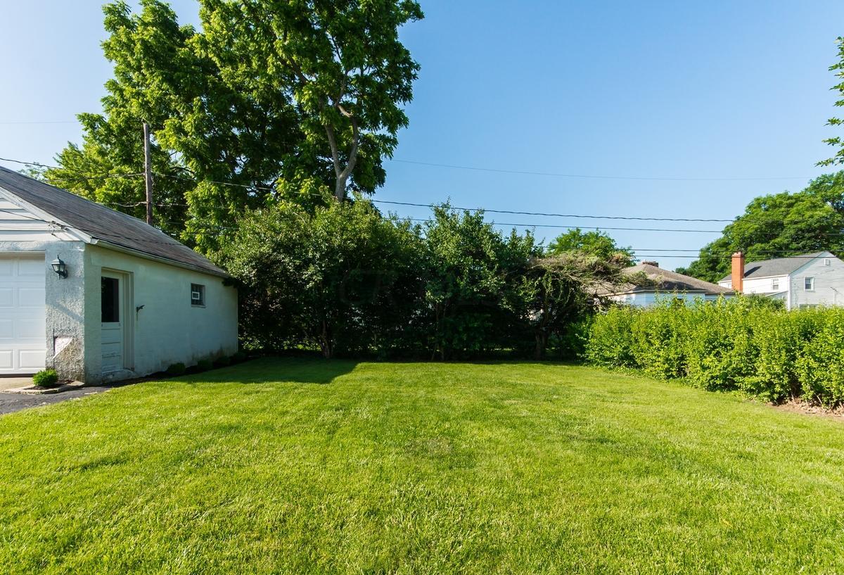 2049 Jervis Road Upper Arlington, OH 43221 - Photo 27 of 29