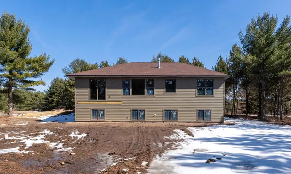 $899,000 | 651 196th Avenue, Somerset, WI 54025