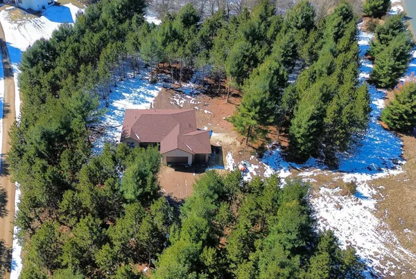 $899,000 | 651 196th Avenue, Somerset, WI 54025