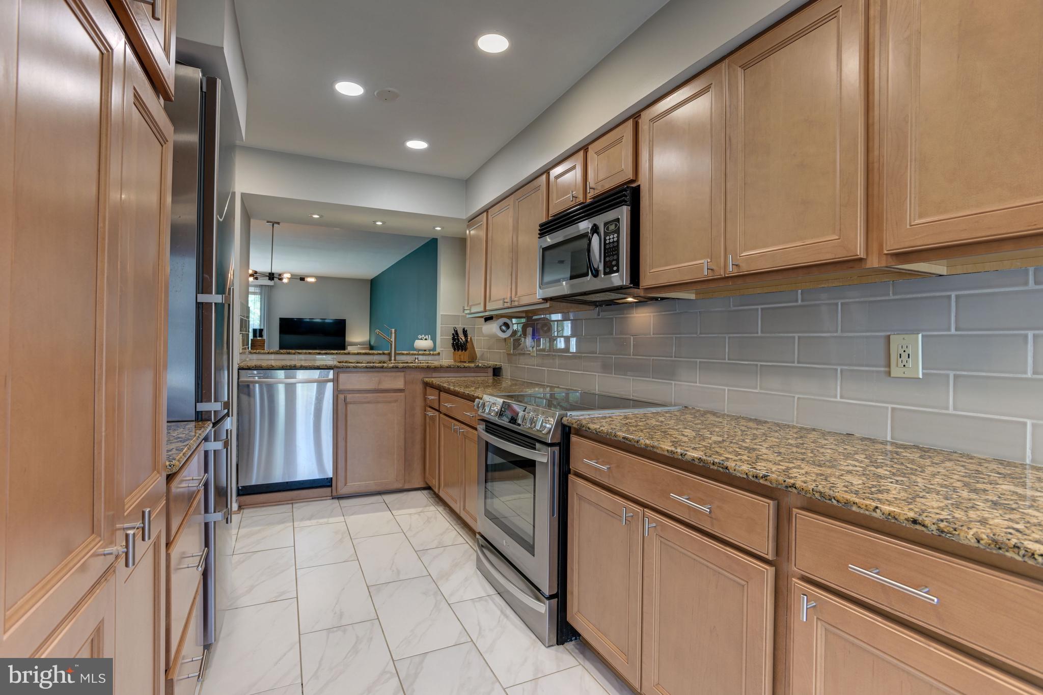 5201 Columbia Road Columbia, MD 21044 - Photo 8 of 48 Kitchen