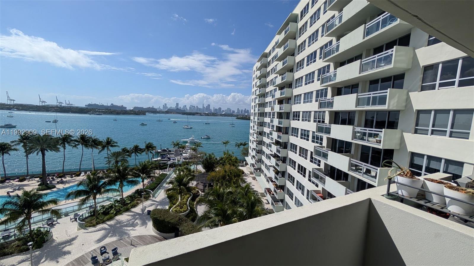 1500 Bay Road, Unit 822S Miami Beach, FL 33139 - Photo 28 of 30