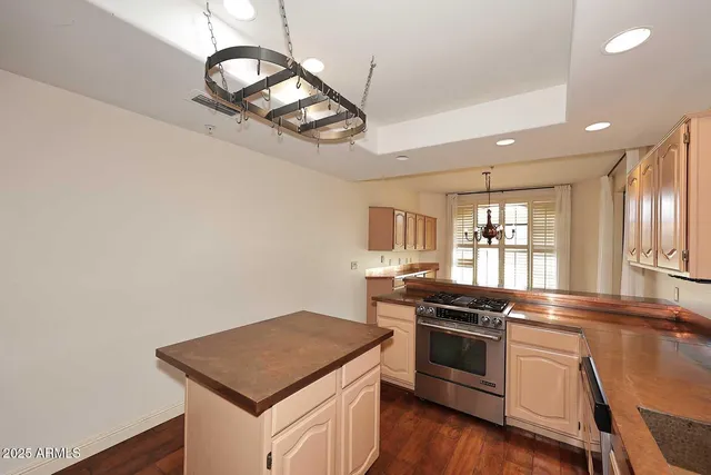 $4,900 | 8100 East Camelback Road, Unit 39, Scottsdale, AZ 85251