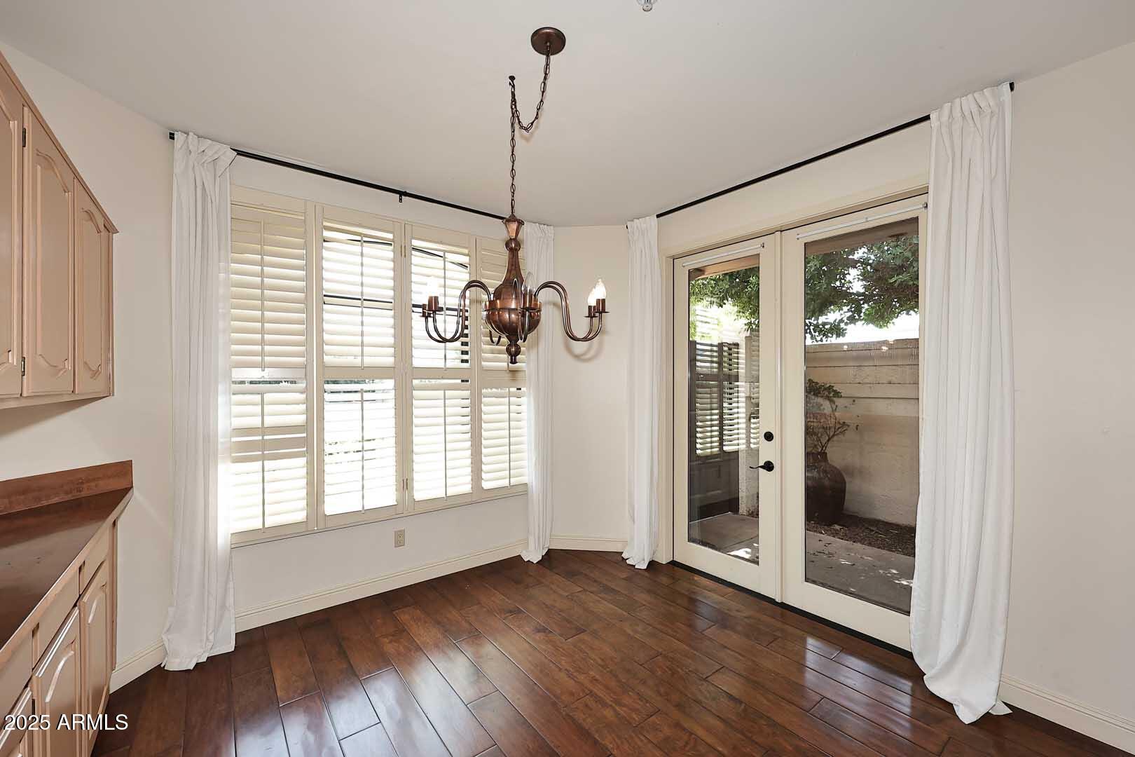 8100 East Camelback Road, Unit 39 Scottsdale, AZ 85251 - Photo 17 of 71 Breakfast Nook