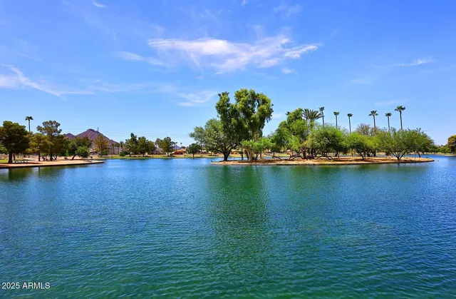 $4,900 | 8100 East Camelback Road, Unit 39, Scottsdale, AZ 85251