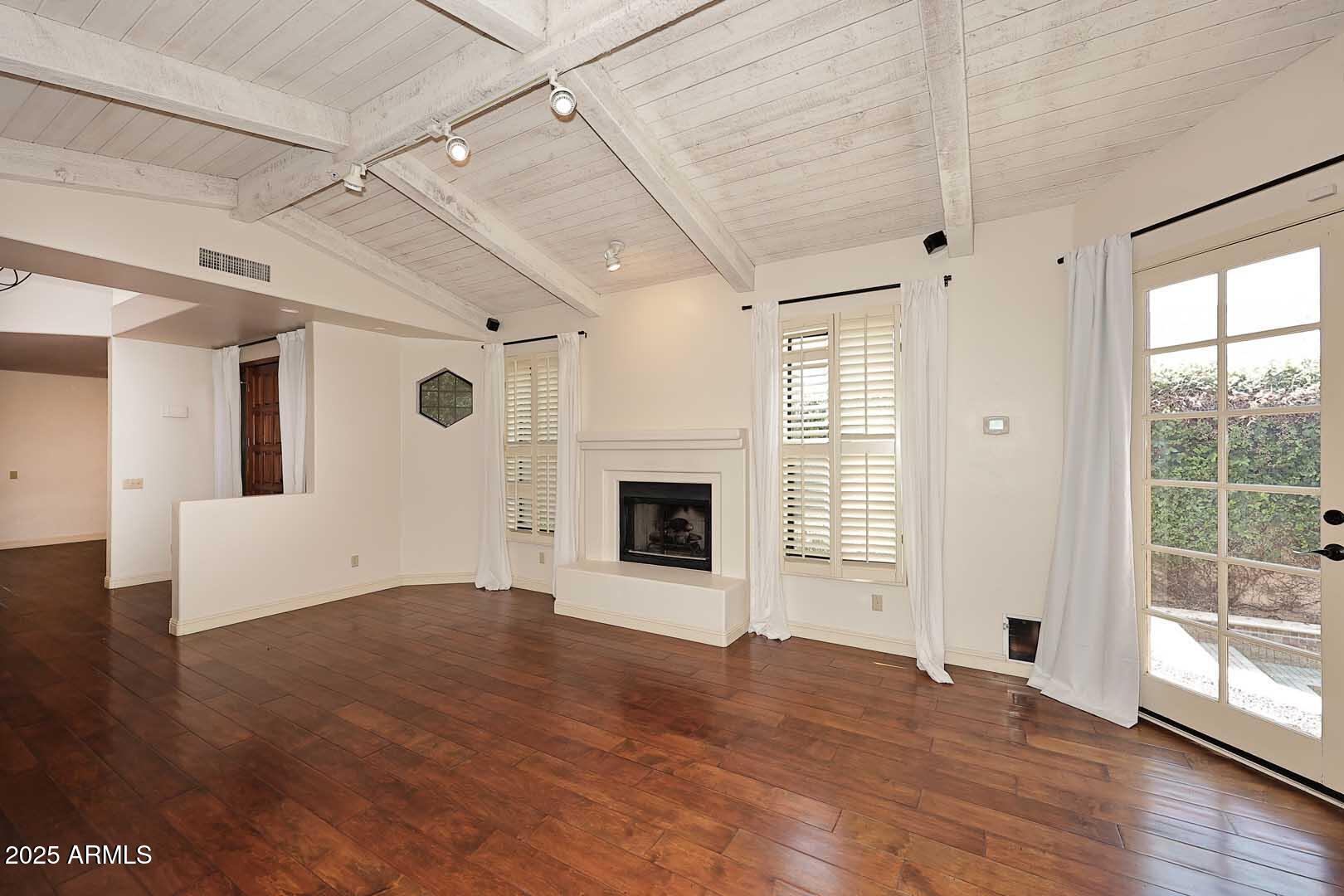 8100 East Camelback Road, Unit 39 Scottsdale, AZ 85251 - Photo 7 of 71 Great Room2