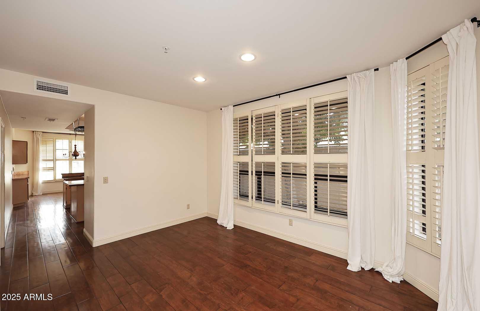 8100 East Camelback Road, Unit 39 Scottsdale, AZ 85251 - Photo 10 of 71 Dining Room