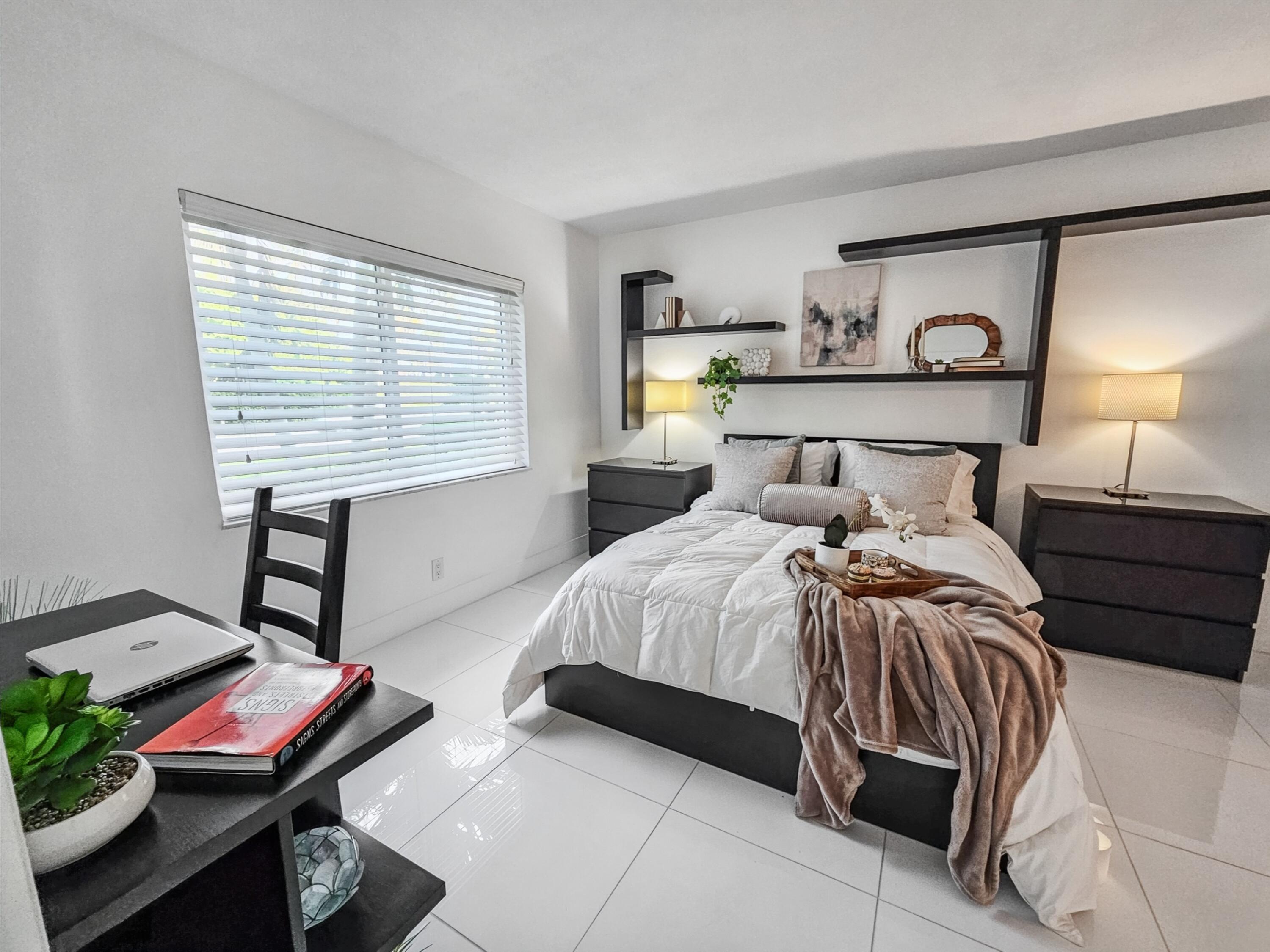 6530 North Ocean Boulevard, Unit 1080 Ocean Ridge, FL 33435 - Photo 21 of 54 20250825_184654