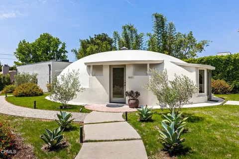 $1,950,000 | 1097 South Los Robles Avenue, Pasadena, CA 91106