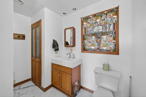 $320,000 | 13730 Center Road, Durand, IL 61024