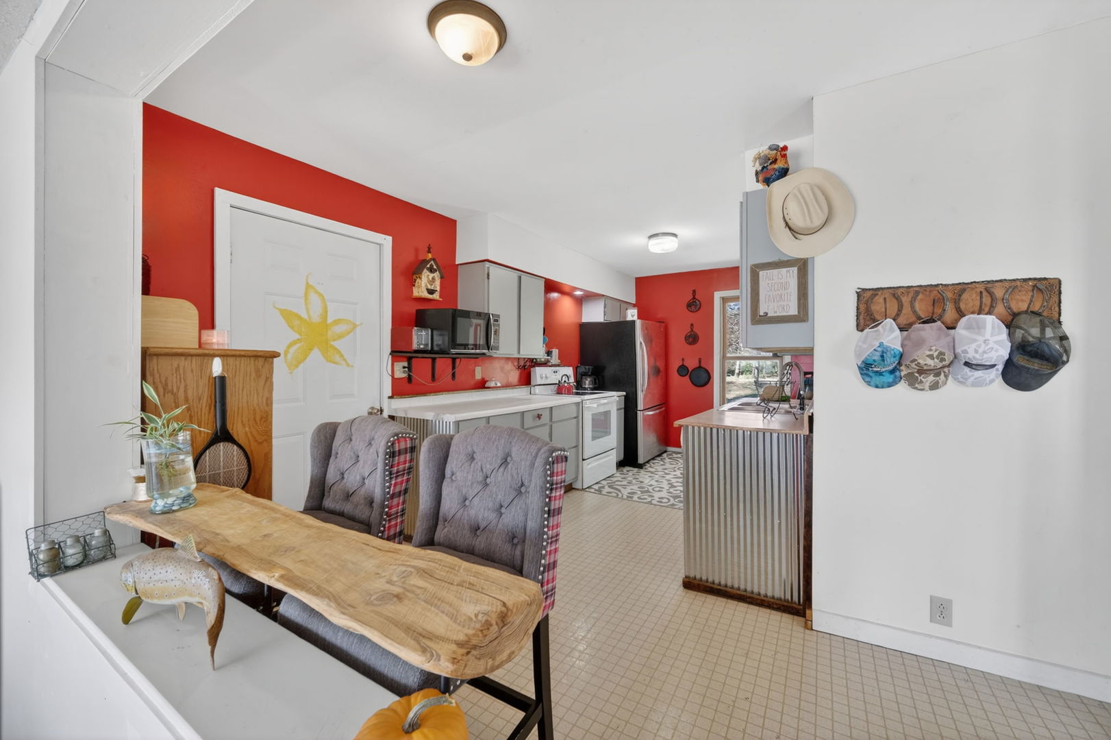 13730 Center Road Durand, IL 61024 - Photo 7 of 43