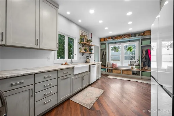 $329,999 | 205 North Pine Street, Waterman, IL 60556