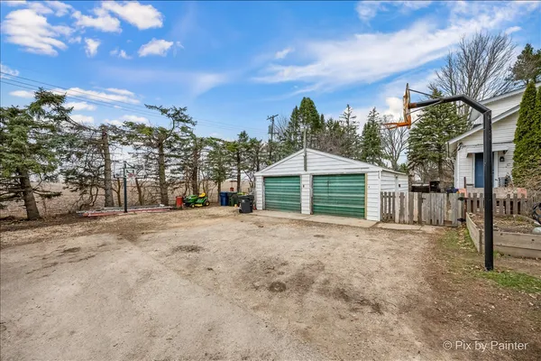 $329,999 | 205 North Pine Street, Waterman, IL 60556