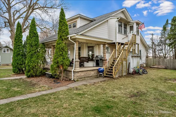 $329,999 | 205 North Pine Street, Waterman, IL 60556