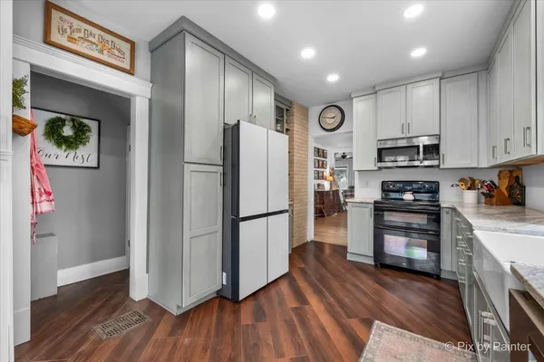 $329,999 | 205 North Pine Street, Waterman, IL 60556