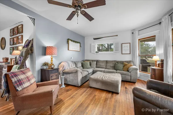 $329,999 | 205 North Pine Street, Waterman, IL 60556