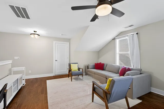 $6,200 | 909 Halcyon Avenue, Unit A, Nashville, TN 37204