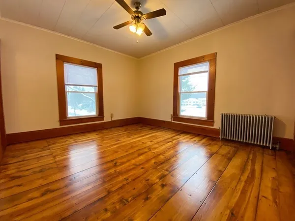 $1,900 | 73 Walnut Street, Unit 2, Athol, MA 01331