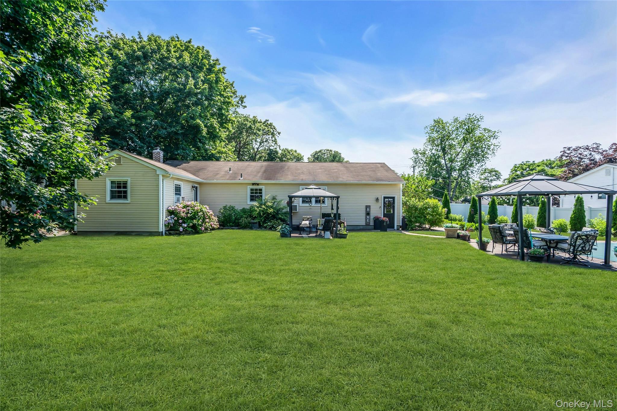 3 Lillian Road Nesconset, NY 11767 - Photo 35 of 38