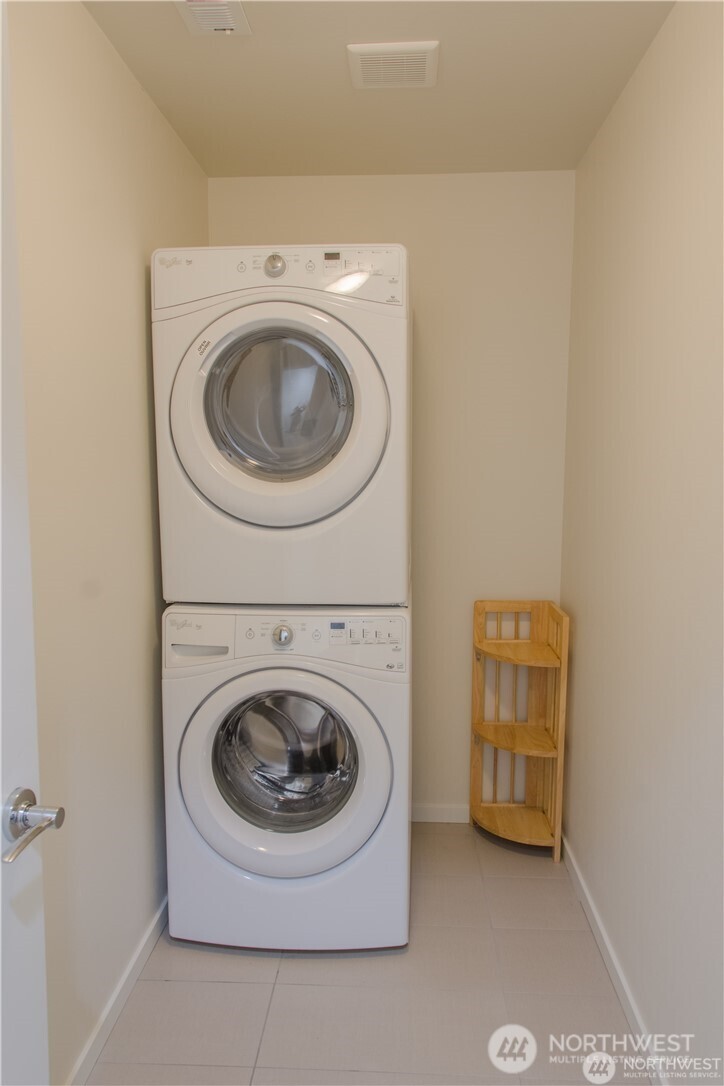 4827 42nd Avenue Southwest, Unit A Seattle, WA 98116 - Photo 17 of 17