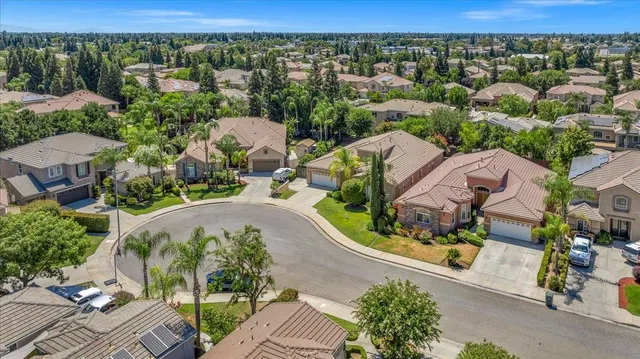 $790,000 | 2825 East Quincy Avenue, Fresno, CA 93720