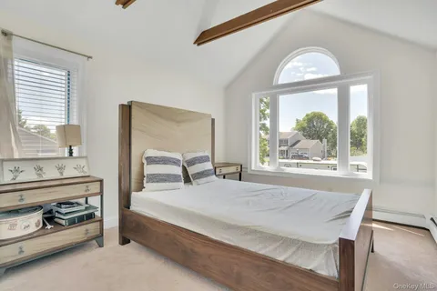 $1,099,000 | 3 Moor Lane, Patchogue, NY 11772