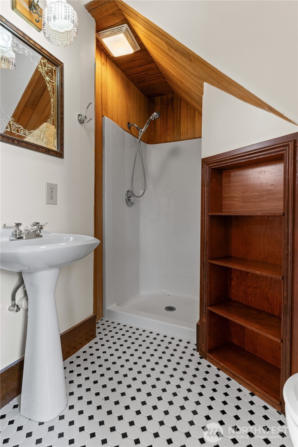1371 West Axton Road Ferndale, WA 98248 - Photo 28 of 40 a bathroom with a sink and a mirror