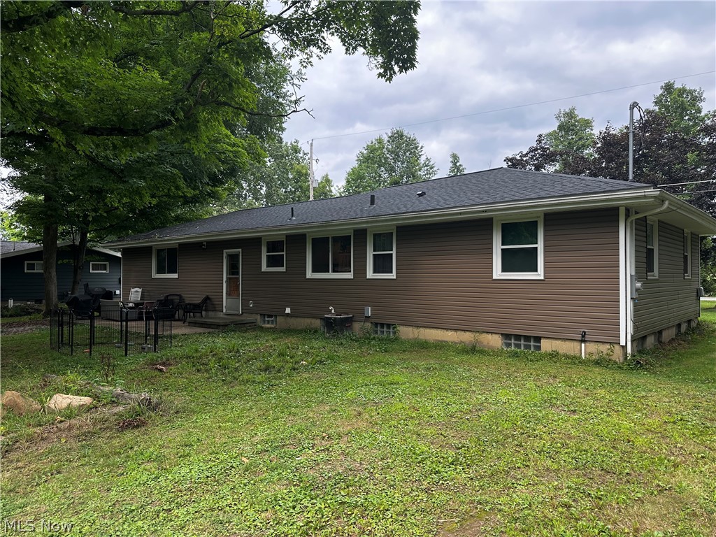 9581 Colton Road Windham, OH 44288 - Photo 3 of 14 Gallery Image 3