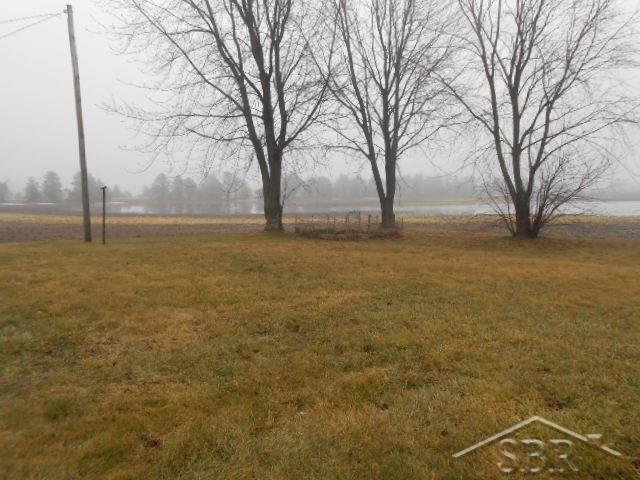 828 East Seidlers Road Kawkawlin, MI 48631 - Photo 26 of 27 31311986-25.JPG