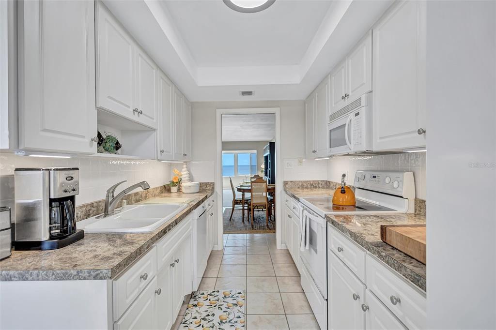 6140 Midnight Pass Road, Unit 603 Sarasota, FL 34242 - Photo 23 of 58
