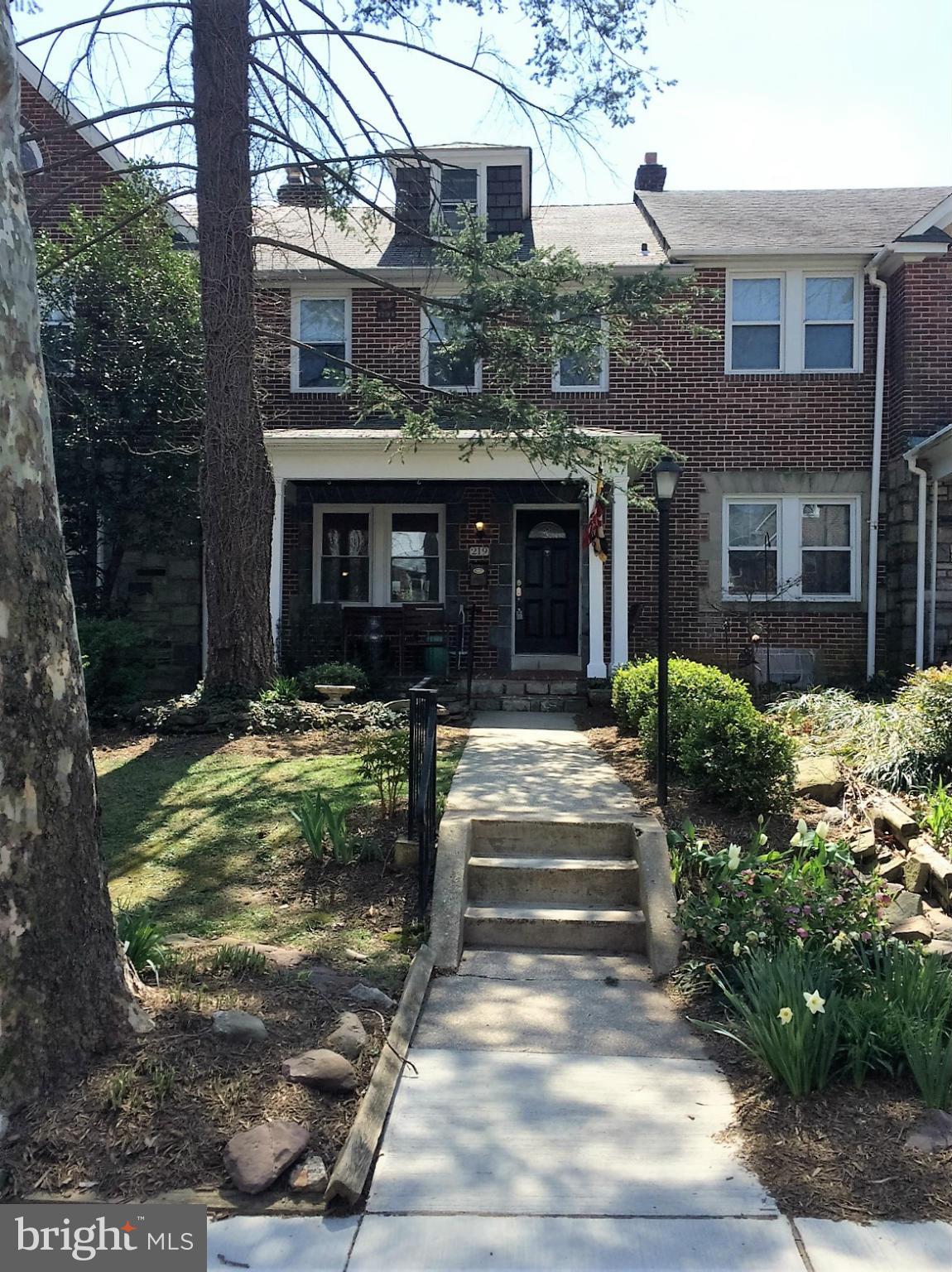 219 Hopkins Road Baltimore, MD 21212 - Photo 1 of 27 a front view of a house